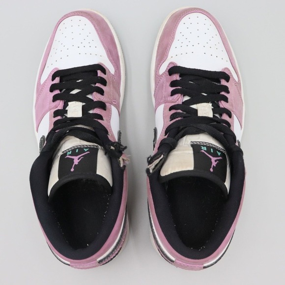 Air Jordan 1 Low SE Men's Size 9.5 Light Purple Violet, Black CK3022-503 - Picture 9 of 10